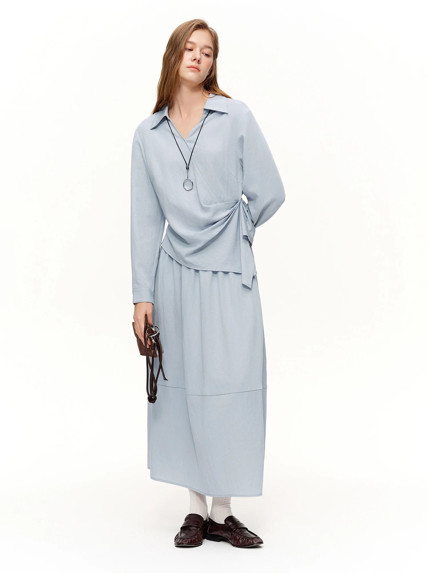 V-Hals Shirt & High Waist Rok Set