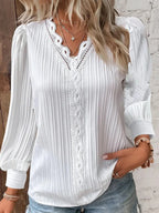 Casual Top met V-Hals, Lange Mouwen en Kant