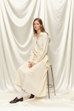 V-Hals Shirt & High Waist Rok Set