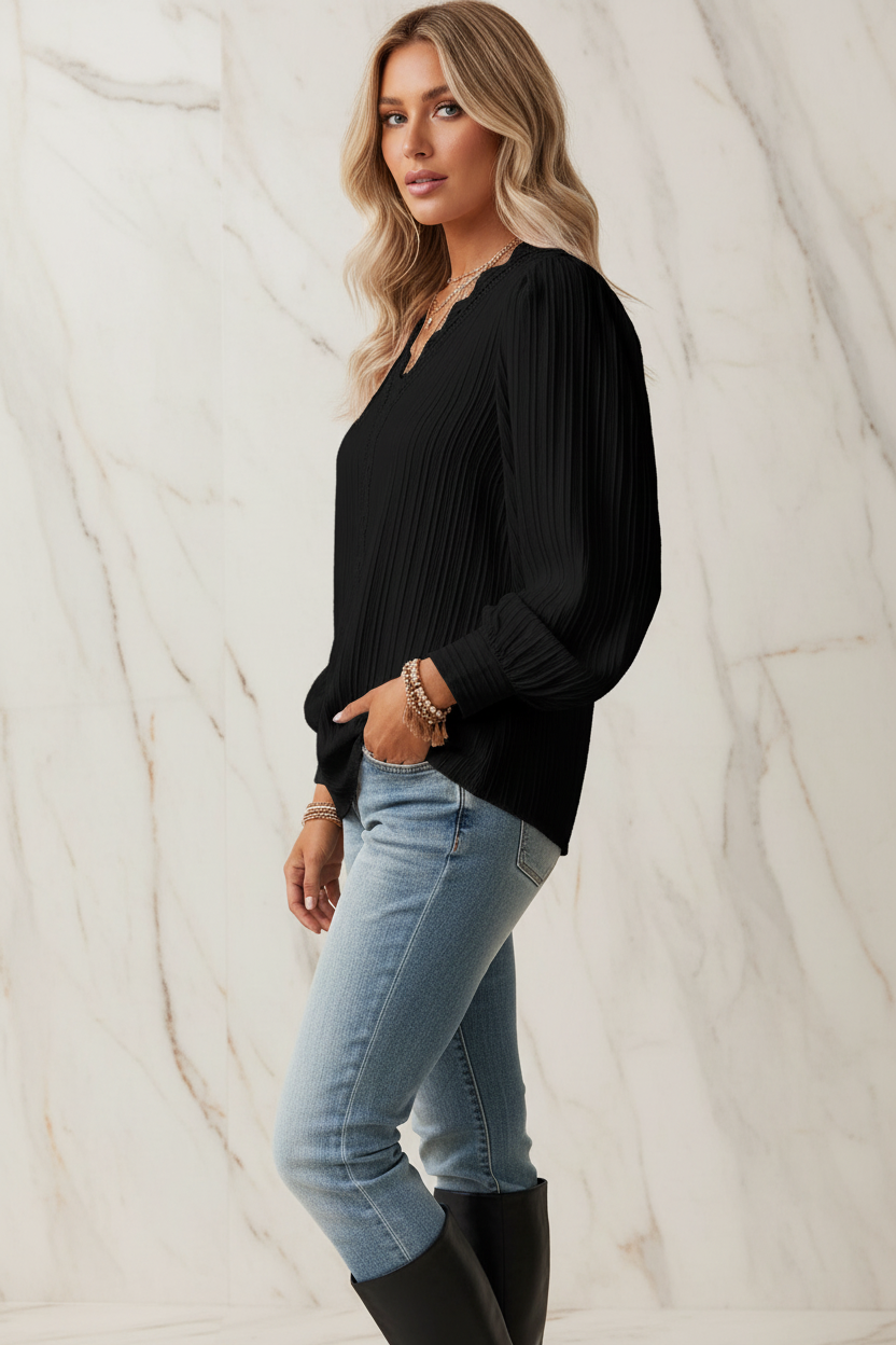 Casual Top met V-Hals, Lange Mouwen en Kant