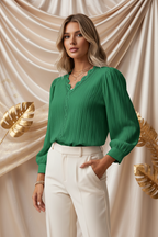 Casual Top met V-Hals, Lange Mouwen en Kant