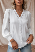 Casual Top met V-Hals, Lange Mouwen en Kant